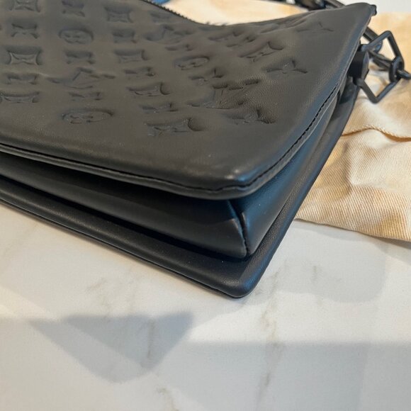 Limited Edition LOUIS VUITTON Coussin PM Black Out - Picture 4 of 8
